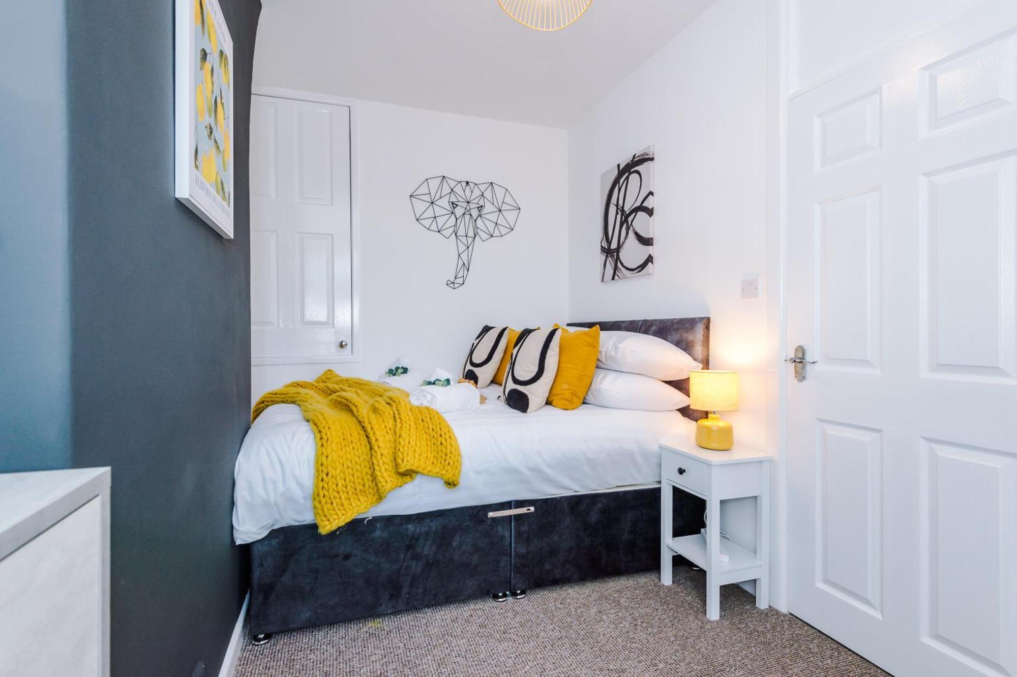New! Spacious 2-Bed Home In Chester City-Centre By 53 Degrees Property, Ideal For Couples & Small Groups, Great Location - Sleeps 5 Exterior foto